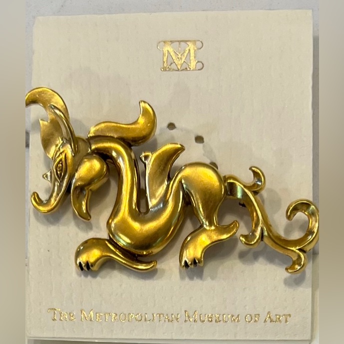 Chinese Dragon Pin, Brand New, Metropolitan Museum